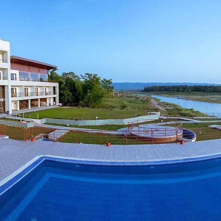 Park Safari Resort Sauraha Zewnętrze zdjęcie