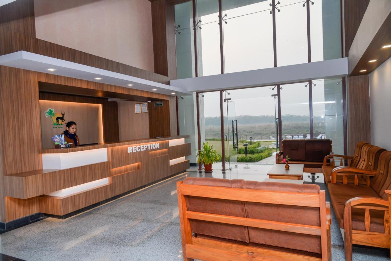 Park Safari Resort Sauraha Zewnętrze zdjęcie